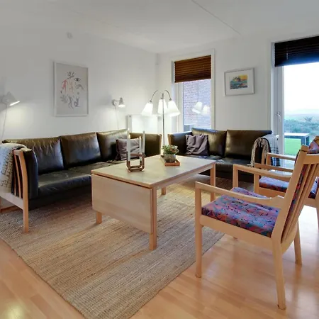 Apartament Aslef - 2-3km From The Sea By Interhome