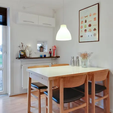 Apartament Aslef - 2-3km From The Sea By Interhome